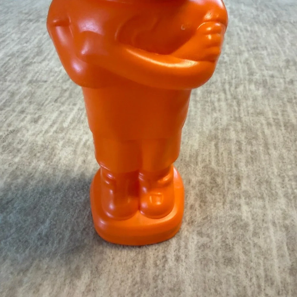 Vintage 80's Whirley Chuck E. Cheese Orange Plastic Straw Holder‎ Cup